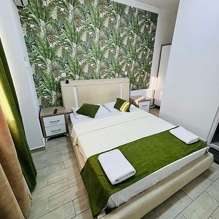 Nikas Guest House Batumi Luaran gambar