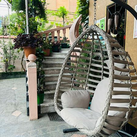 Nikas Guest House Batumi Luaran gambar