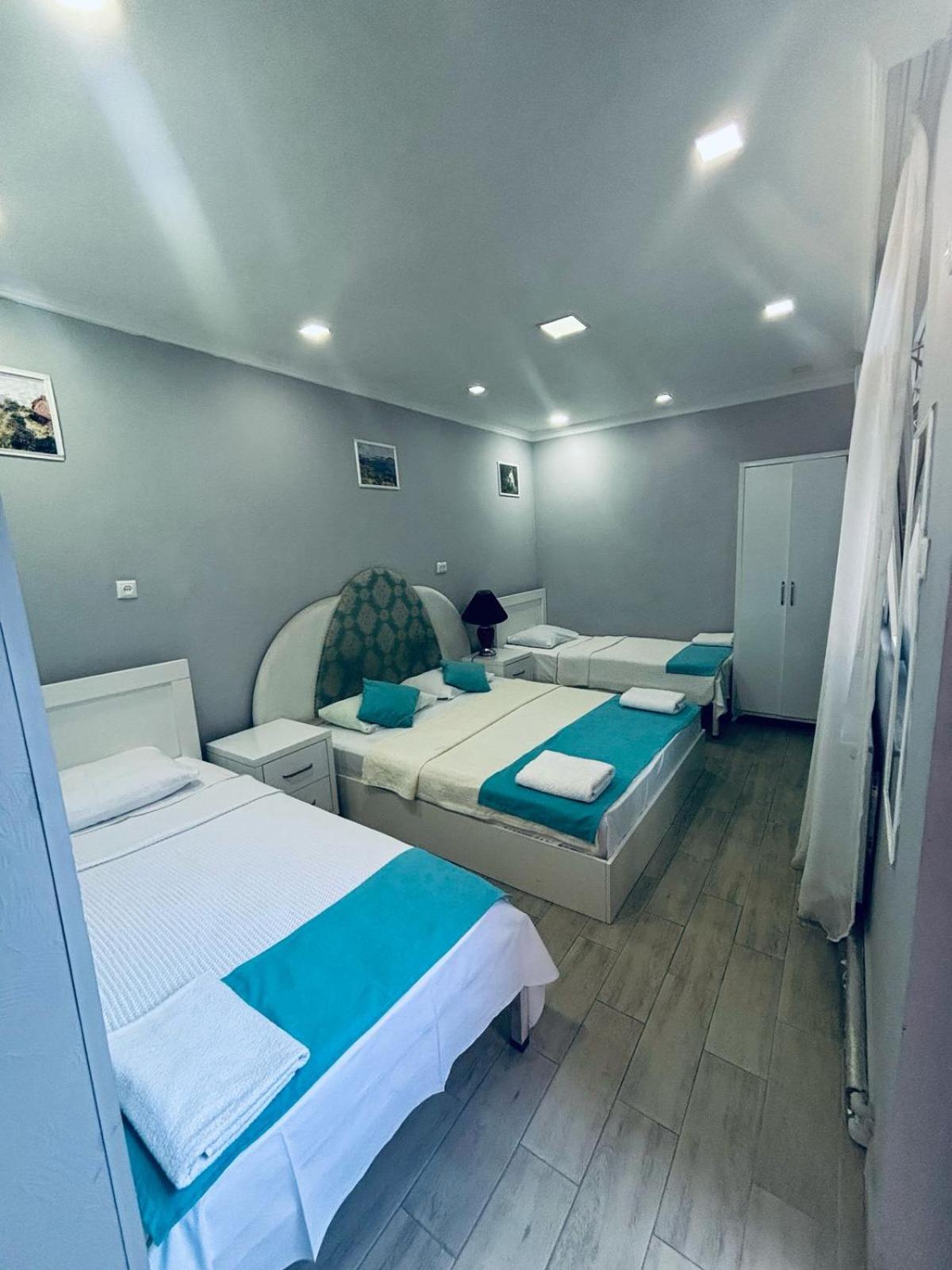 Nikas Guest House Batumi Luaran gambar