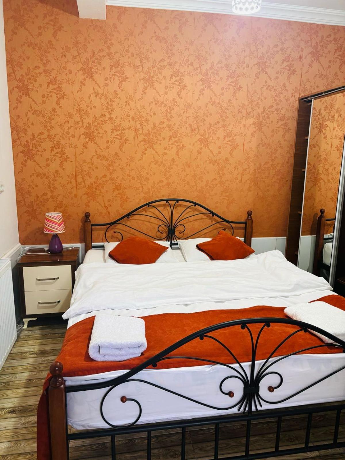 Nikas Guest House Batumi Luaran gambar