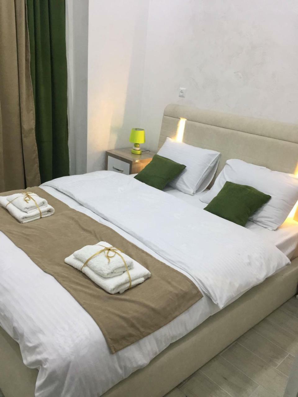 Nikas Guest House Batumi Luaran gambar