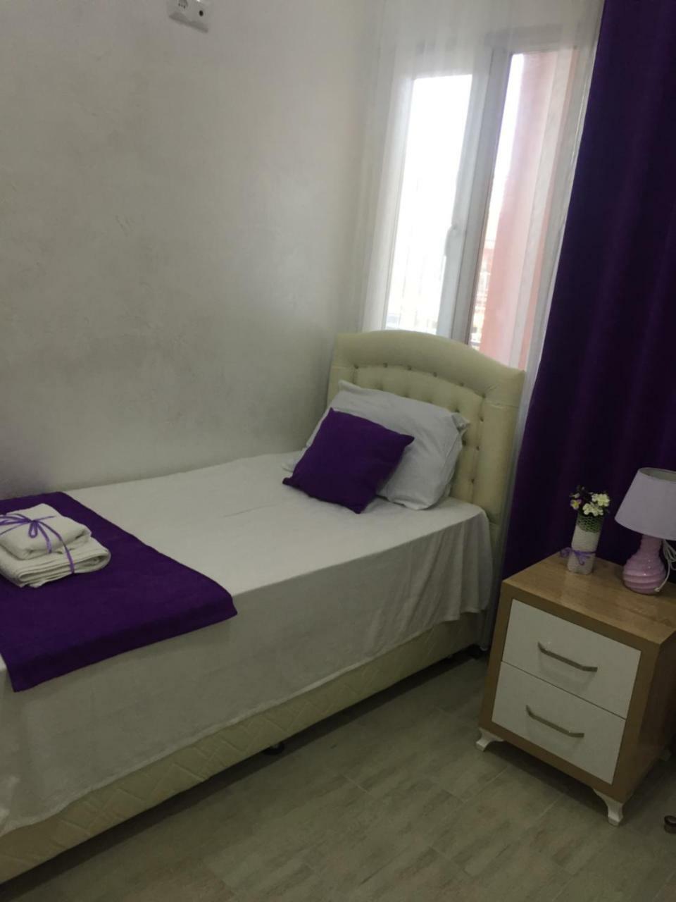 Nikas Guest House Batumi Luaran gambar