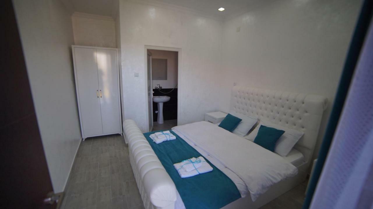Nikas Guest House Batumi Luaran gambar